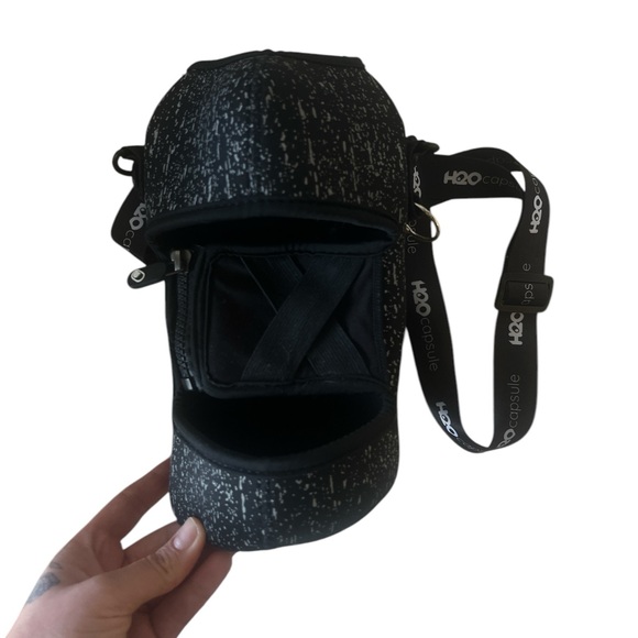 H2O Capsule Water Bottle Sleeve - Picture 2 of 2